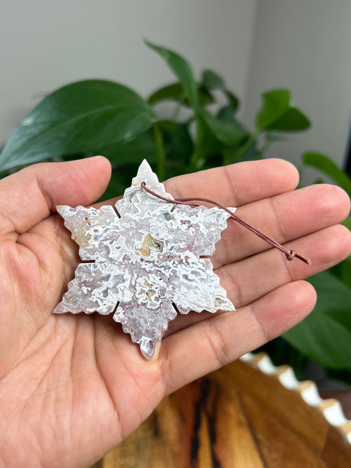 Sumatra Plume Agate Ornament Snowflake: PR