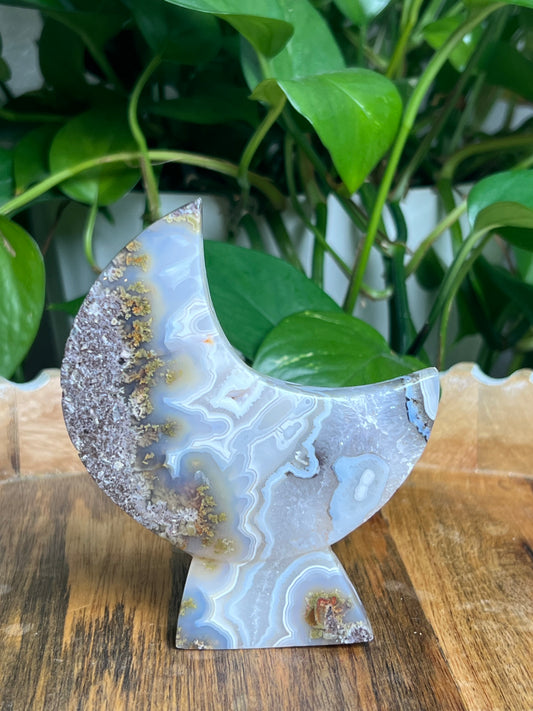 Scenic Moss Agate Self-Standing Moon: PZ