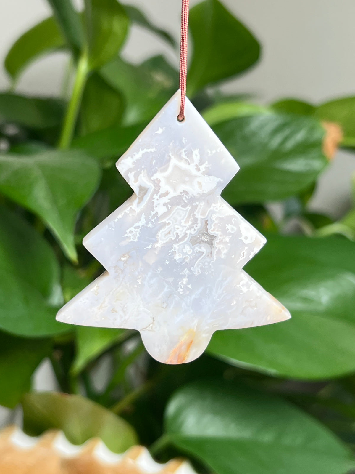 Winter Plume Agate Ornament Tree: WZ