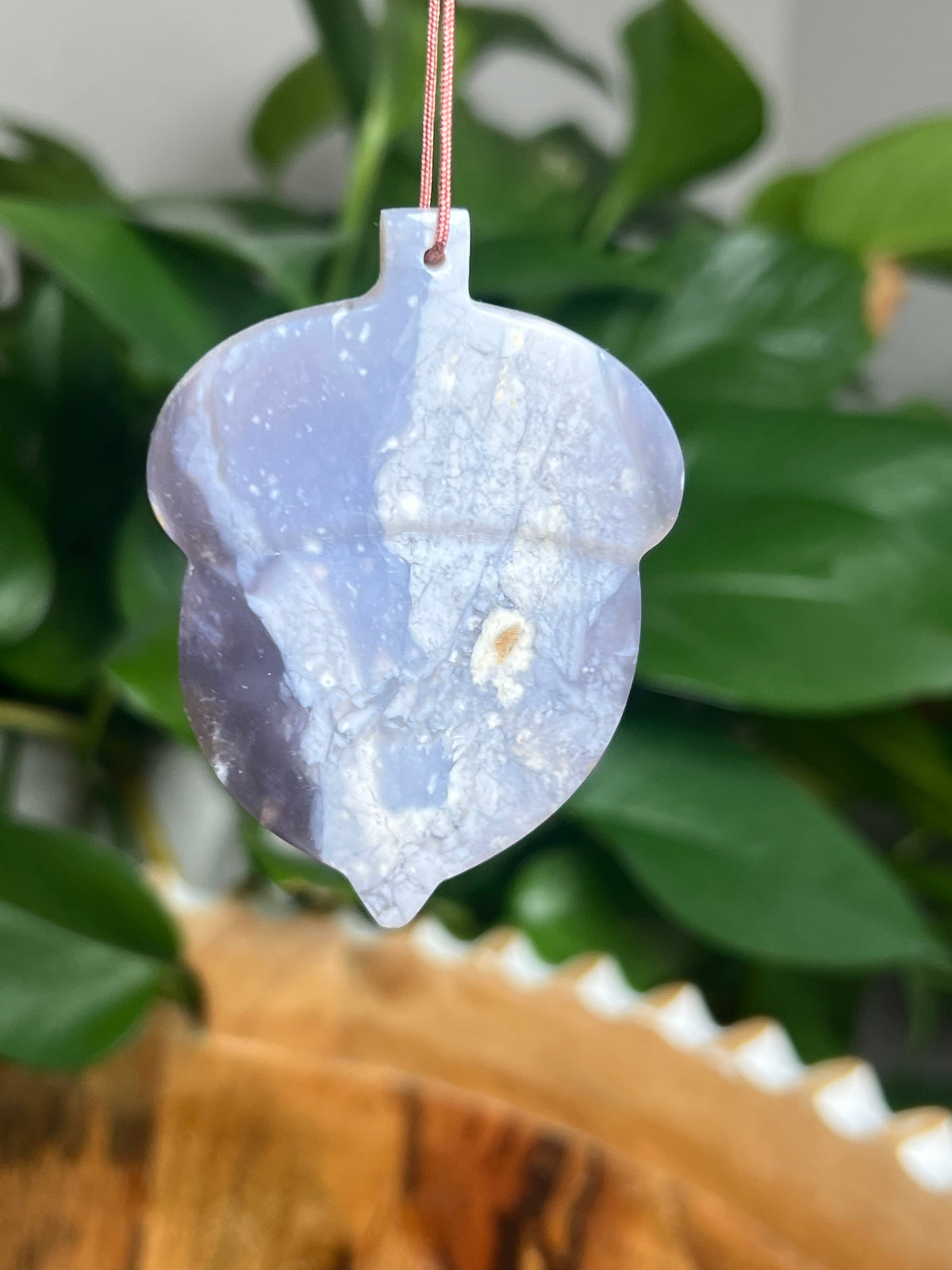 Purple Chalcedony Ornament Acorn: BK