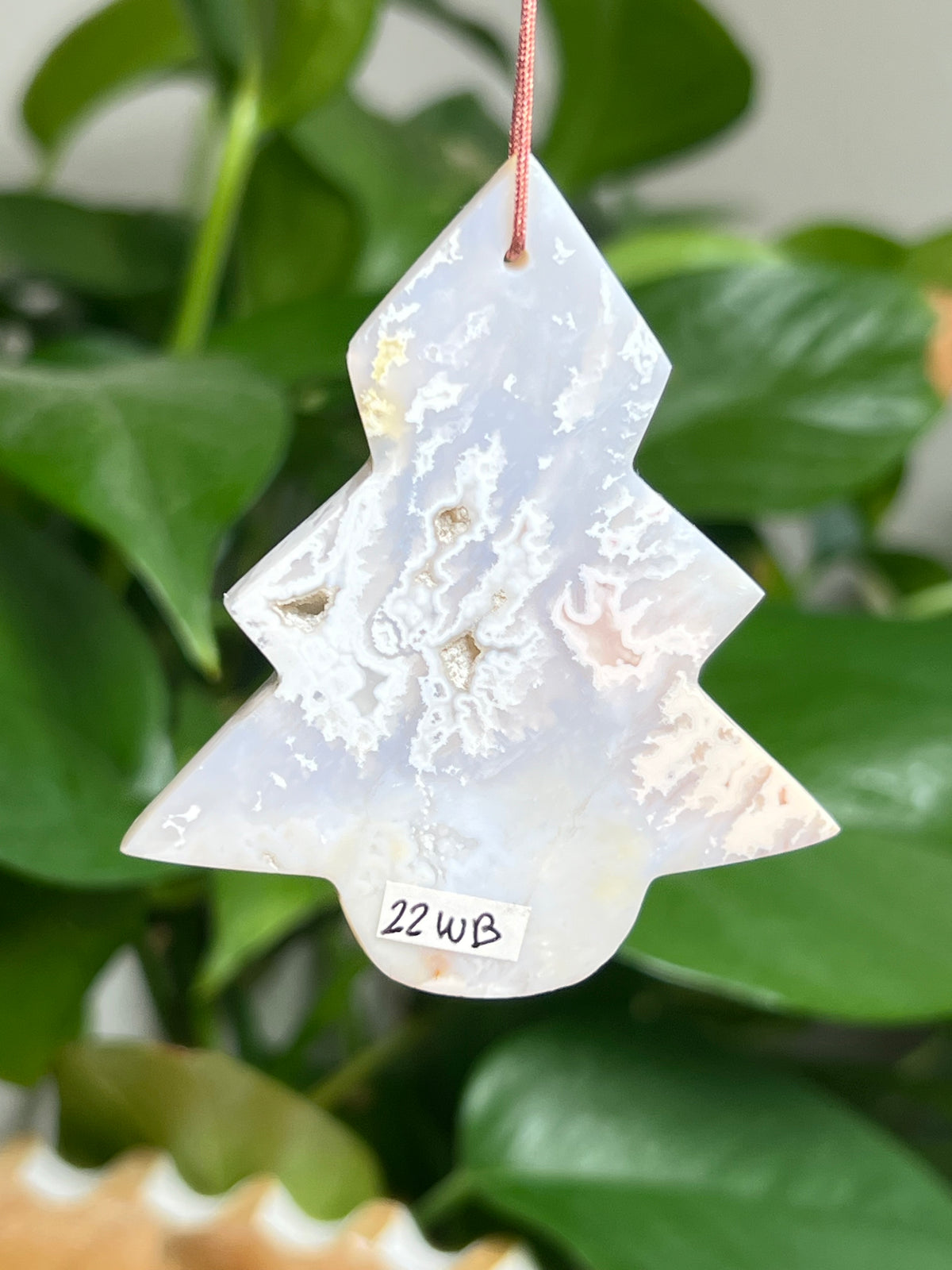 Winter Plume Agate Ornament Tree: WB