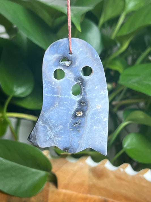 Blue Plume Agate Ornament Ghost: BH
