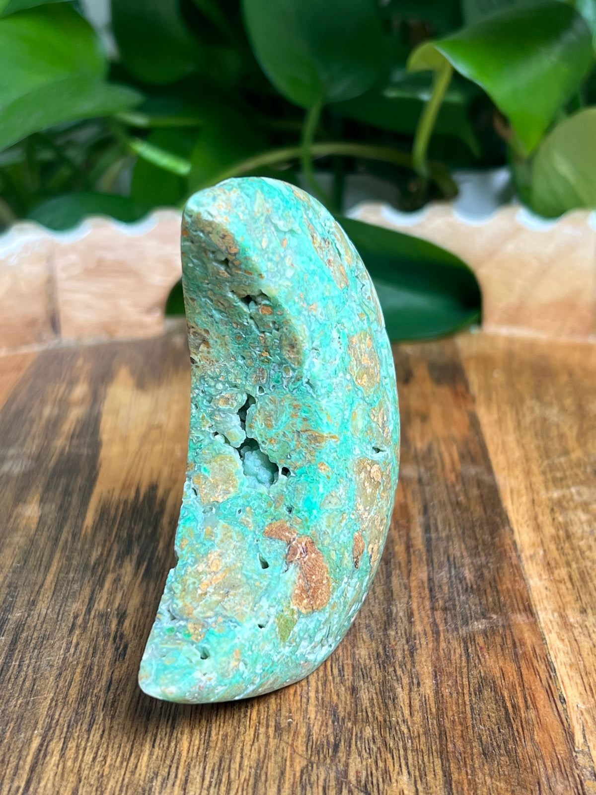 Smithsonite Self Standing Moon: PC
