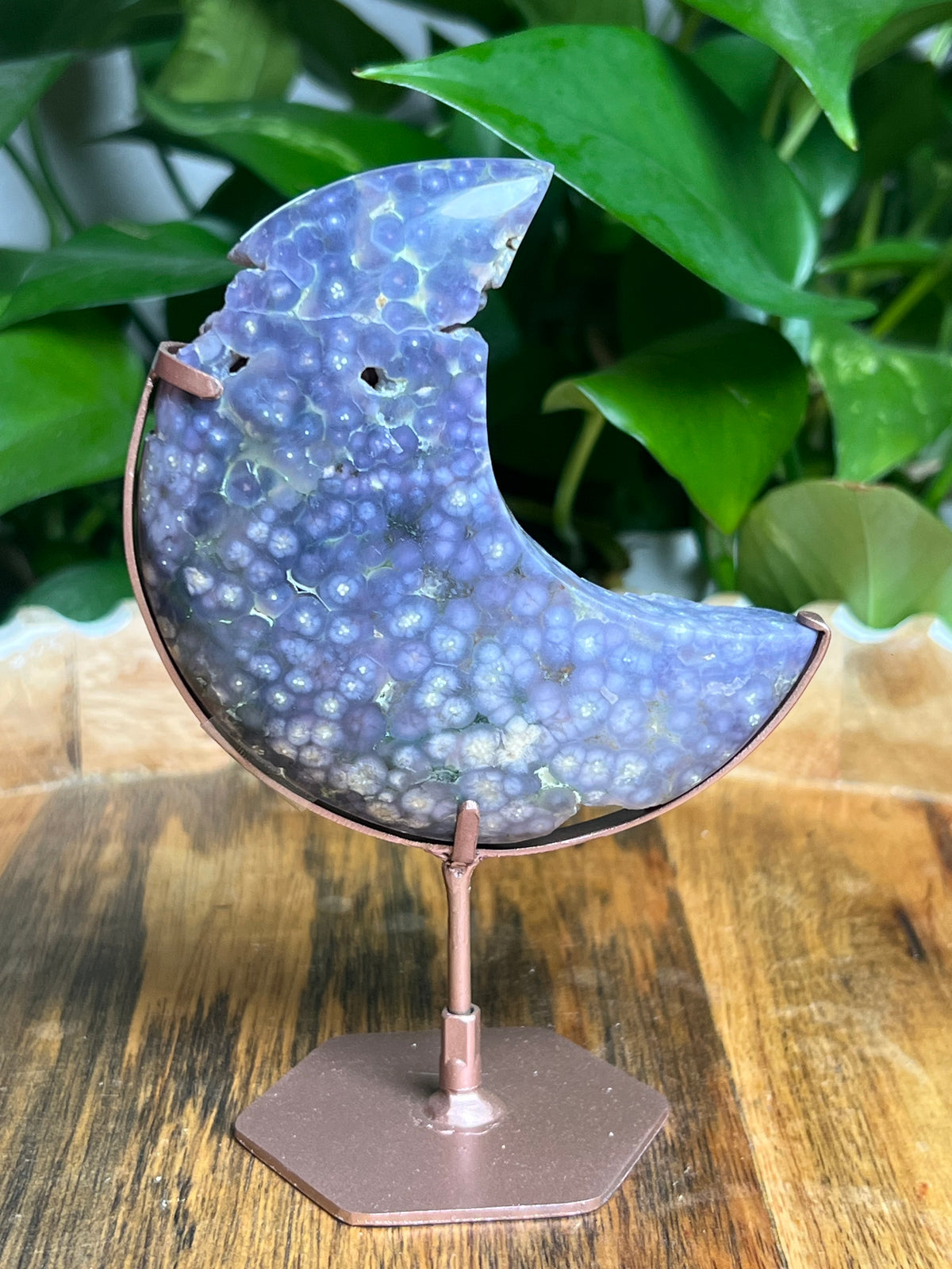 Grape Agate Moon: B