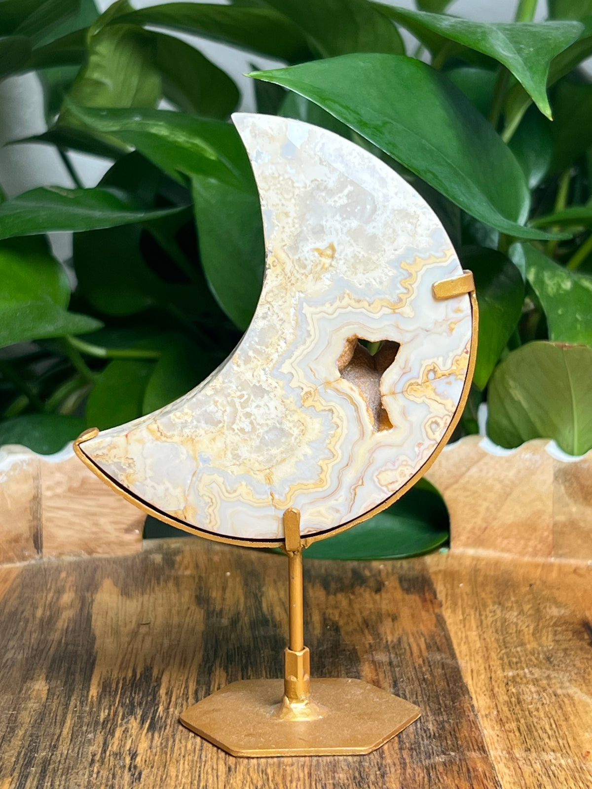 Yellow Crazy Lace Agate Moon: EM