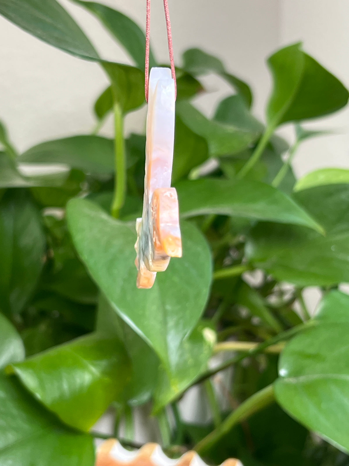 Rainbow Plume Agate Hummingbird: LE
