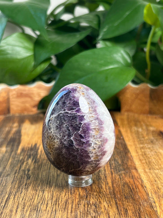 Indonesian Amethyst Egg: AB