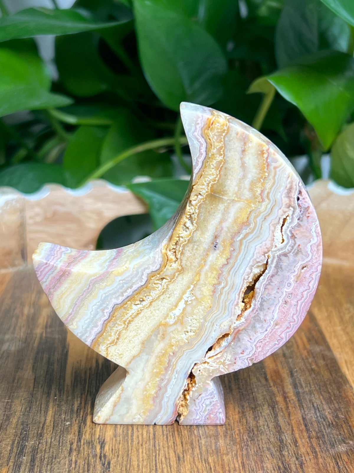 Crazy Lace Agate Self Standing Moon: Ki