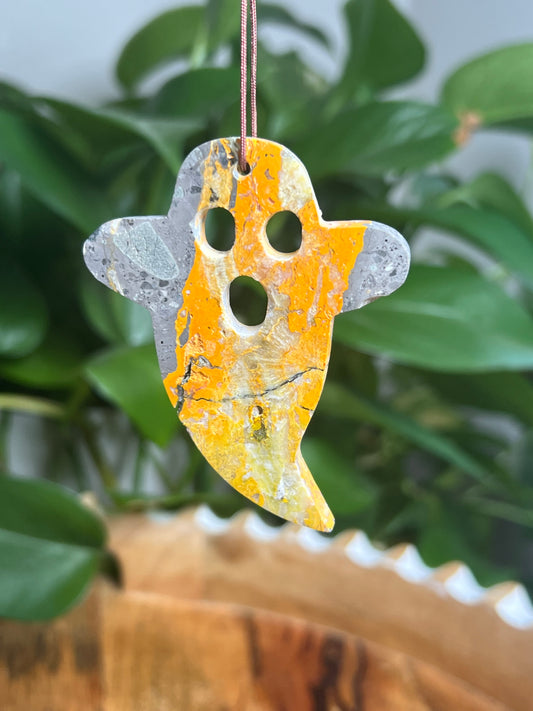 Bumblebee Jasper Ornament Ghost: K