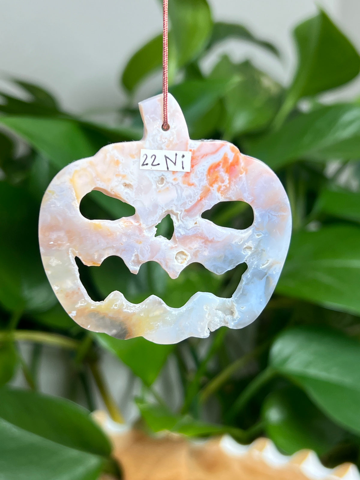 Rainbow Plume Agate Ornament Pumpkin: Ni