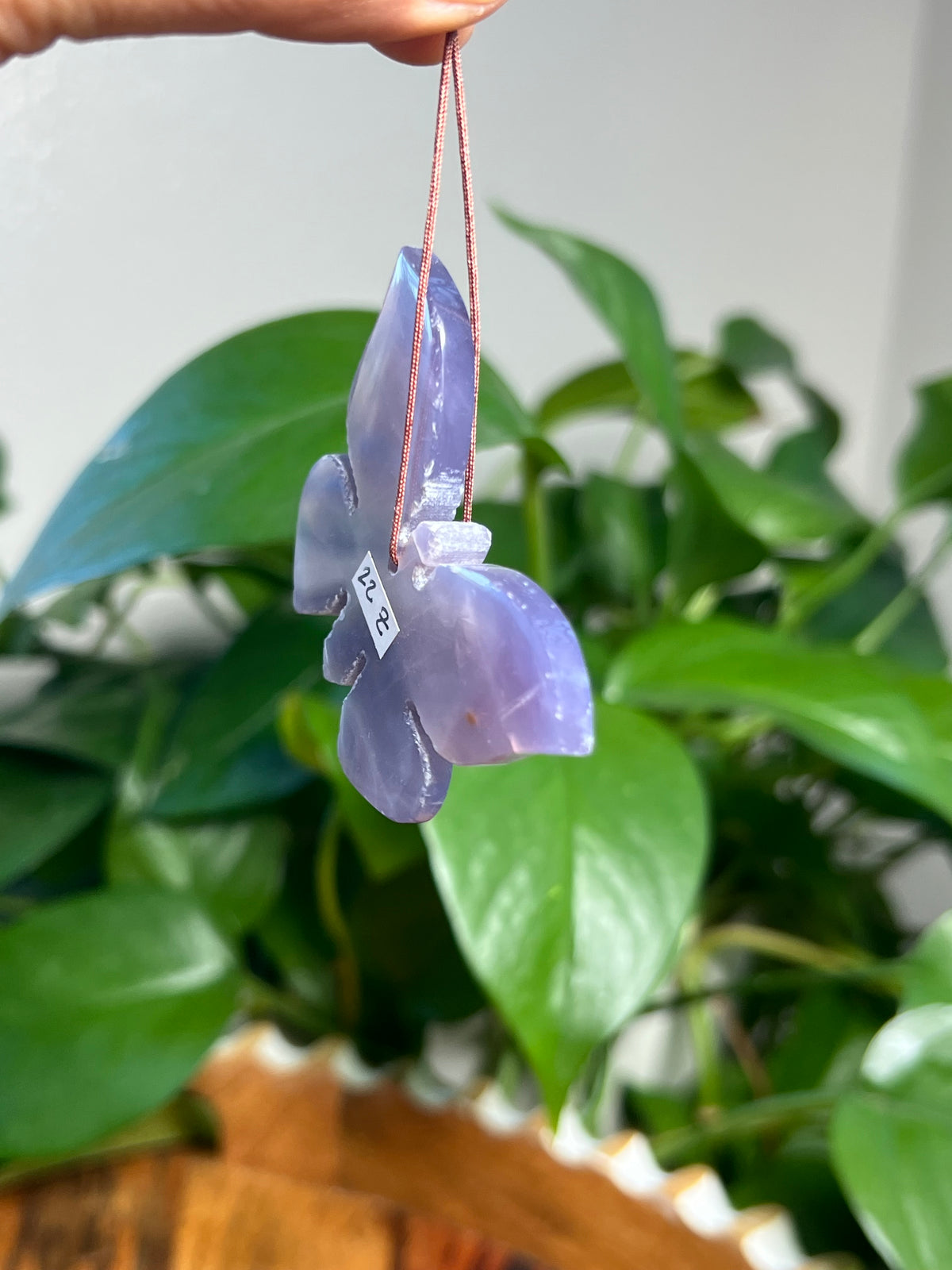 Purple Chalcedony Ornament Butterfly: Z