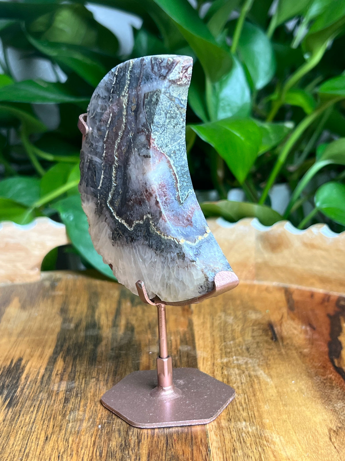 Amethyst Agate Moon: DK