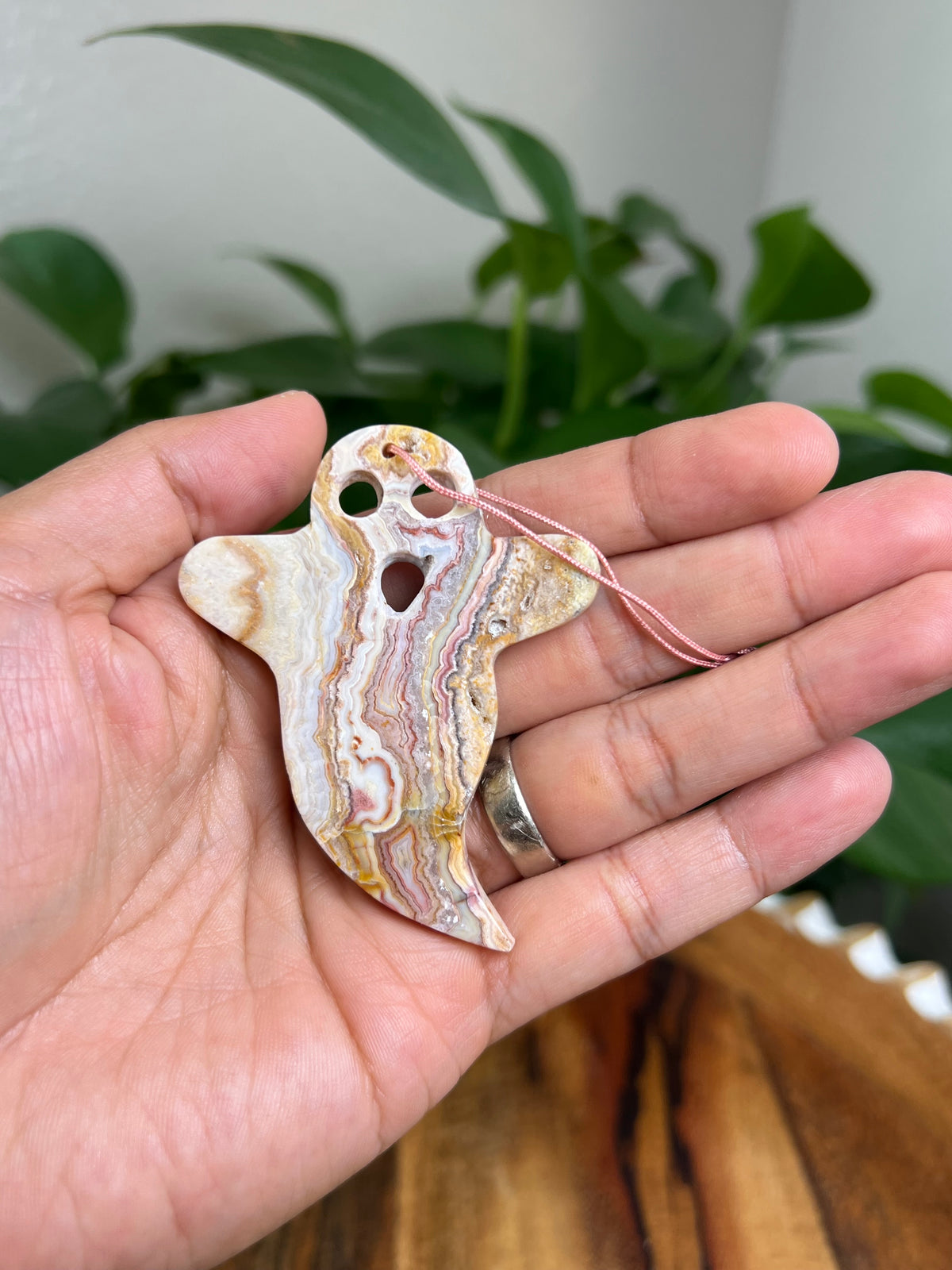 Crazy Lace Agate Ornament Ghost: BL