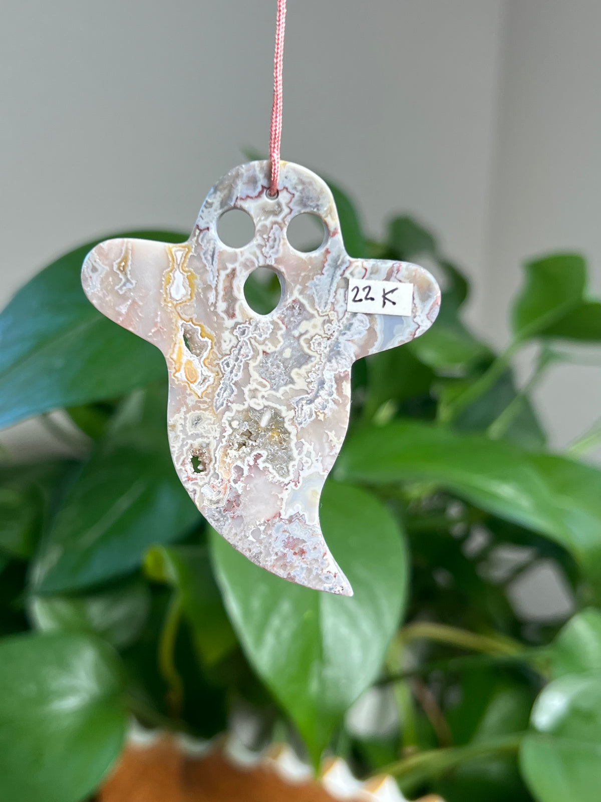 Sumatra Plume Agate Ornament Ghost: K