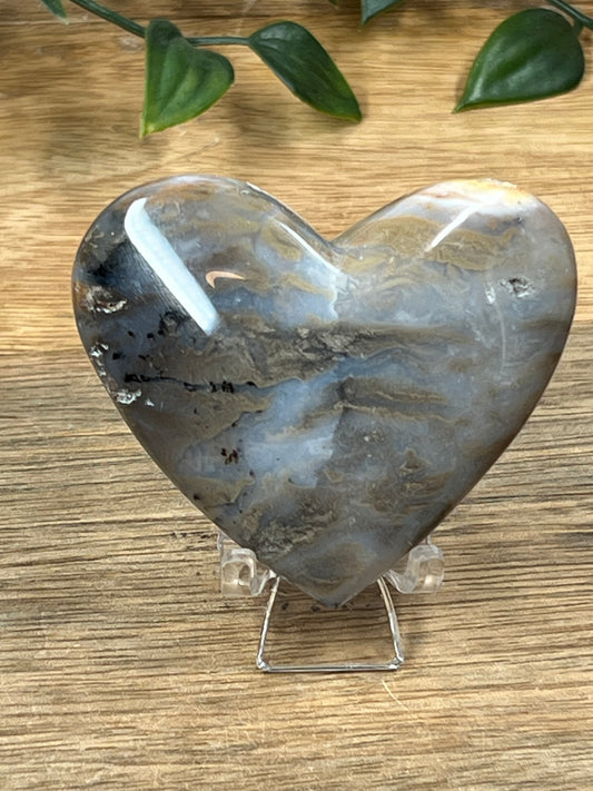 Dendritic Tiger Agate Heart