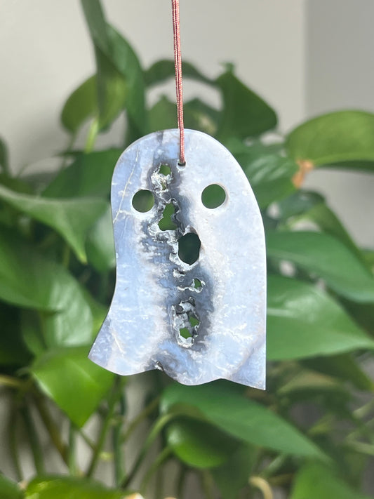 Blue Plume Agate Ornament Ghost: BD