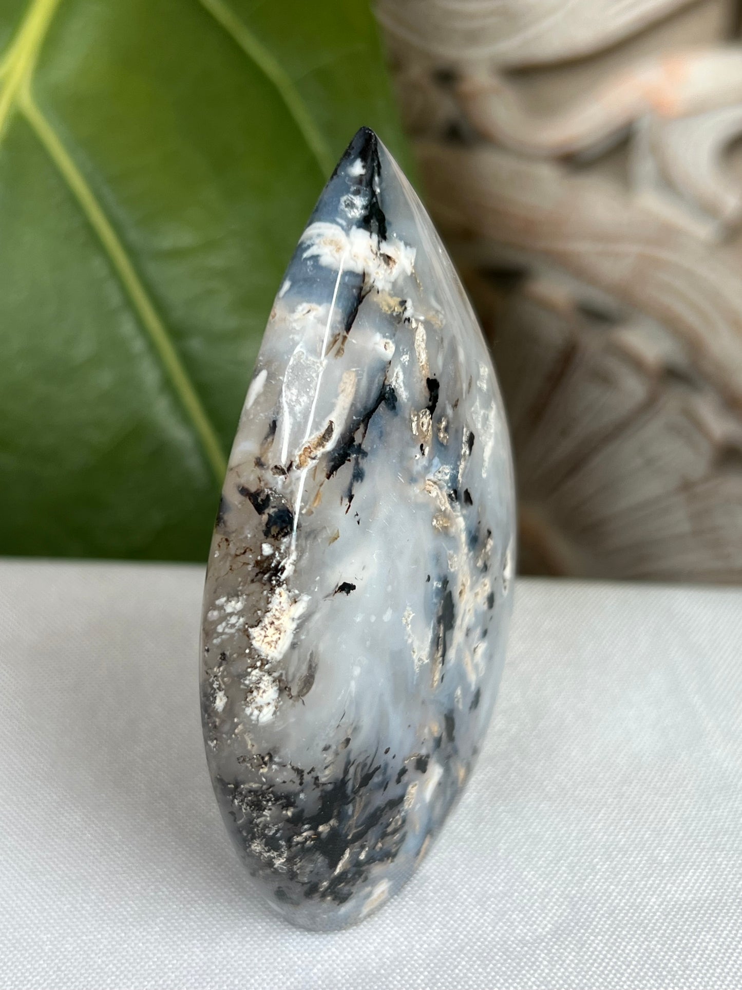 Dendritic Tiger Agate Flame