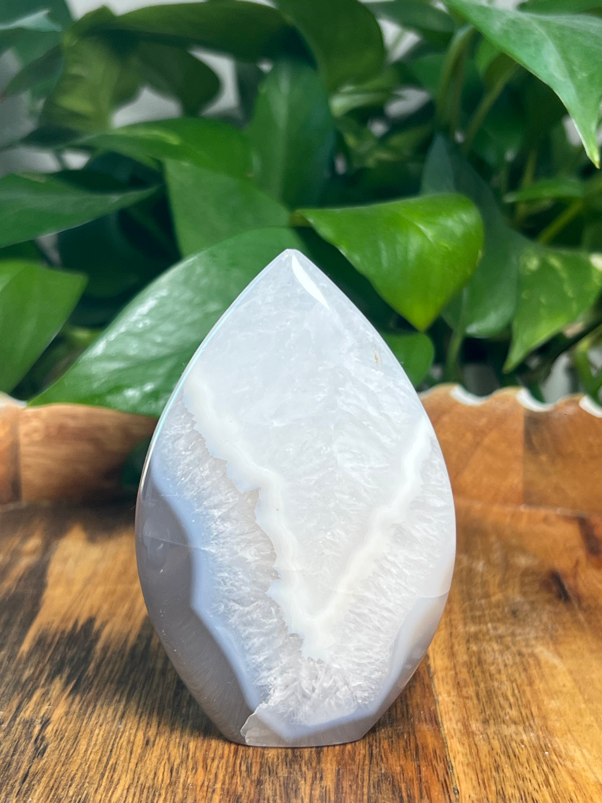 Blue Grey Lace Agate Flame: E
