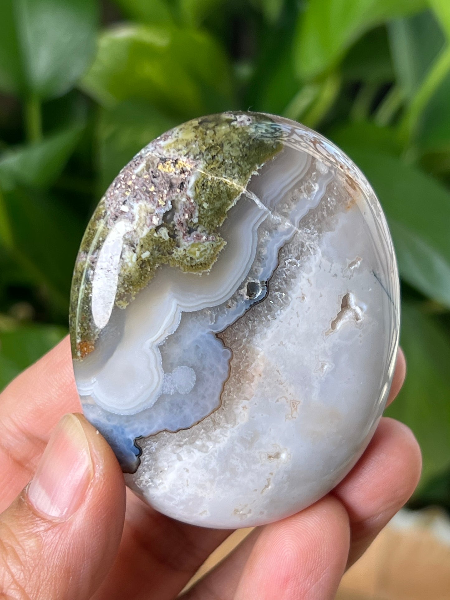 Scenic Moss Agate Palmstone