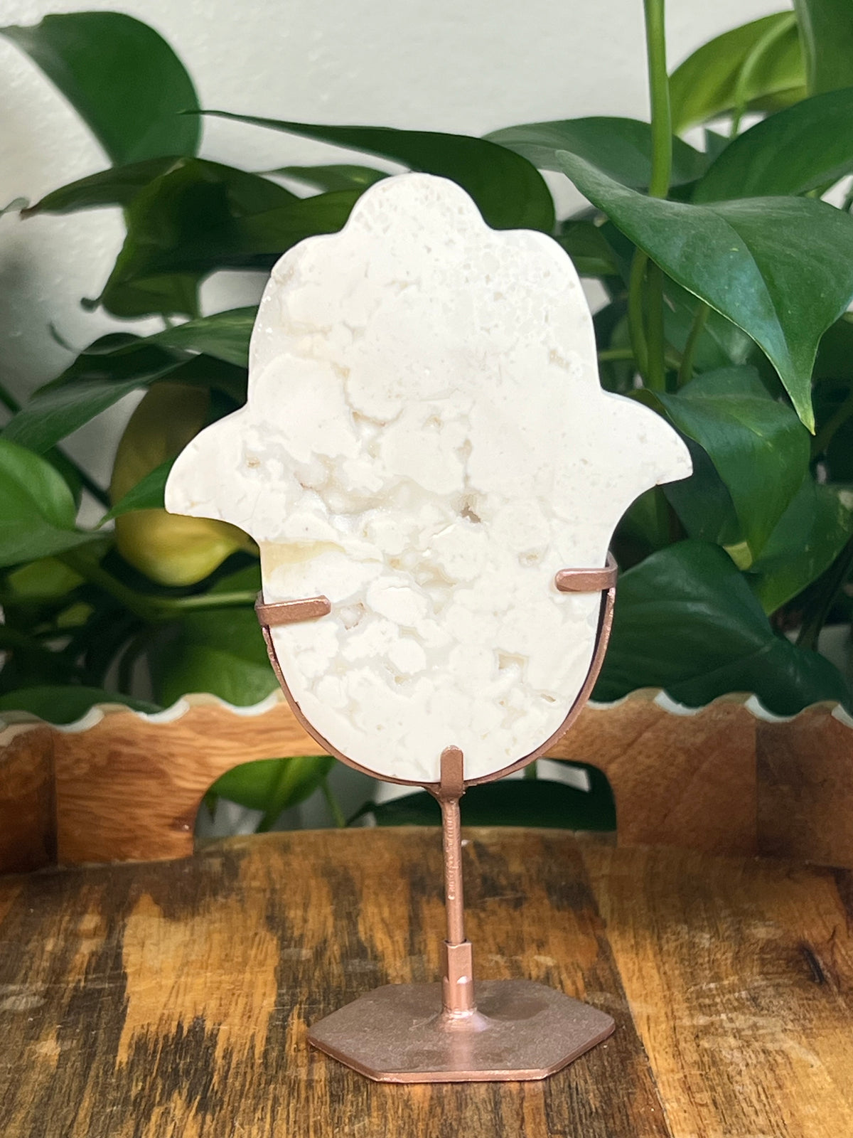 White Plume Agate Hamsa