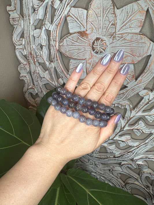 Purple Chalcedony Beaded Bracelet (10mm)