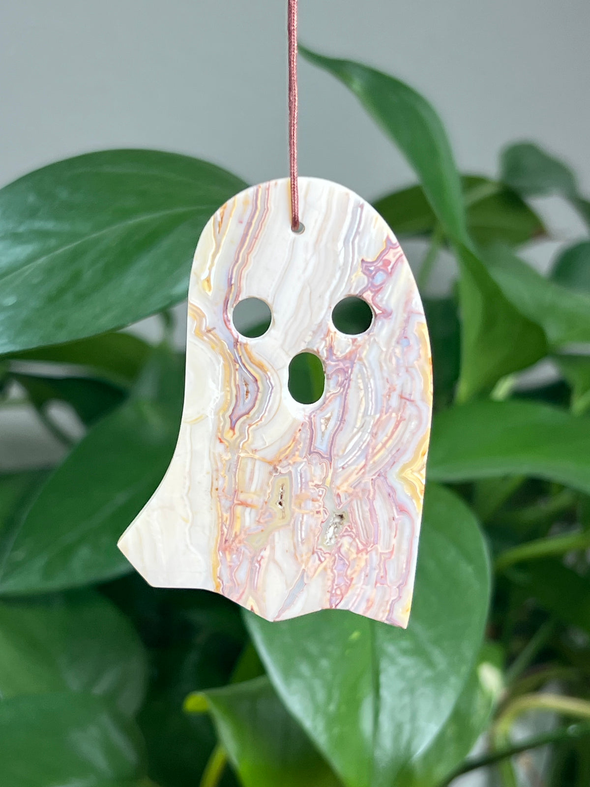 Crazy Lace Agate Ornament Ghost: Di