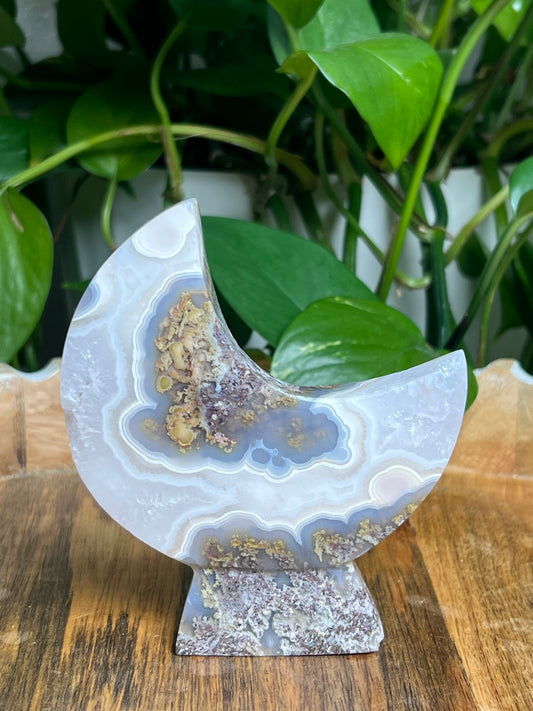 Scenic Moss Agate Self-Standing Moon: ND