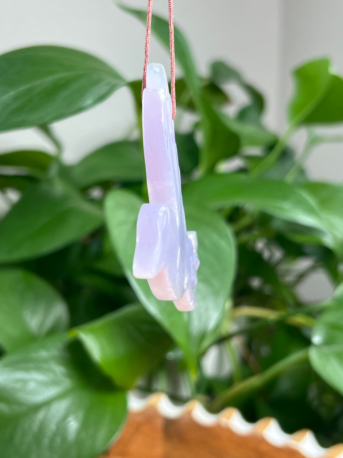 Purple Chalcedony Ornament Hummingbird: Q