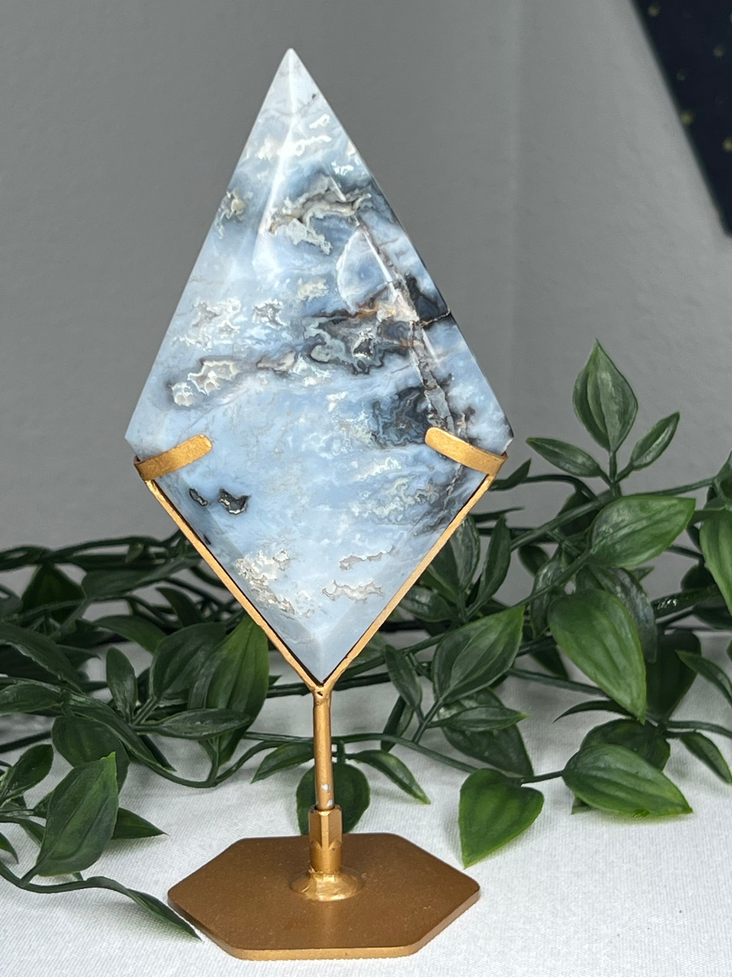 Blue Plume Agate Diamond