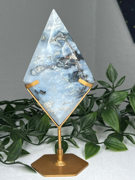 Blue Plume Agate Diamond