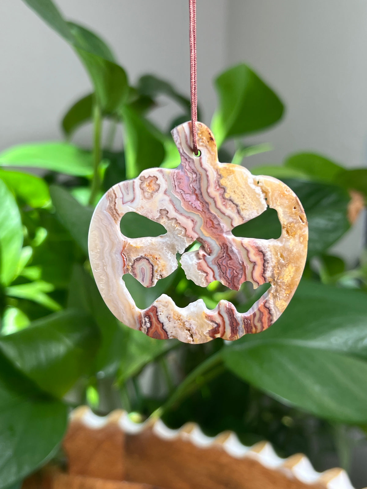 Crazy Lace Agate Ornament Pumpkin:  PA