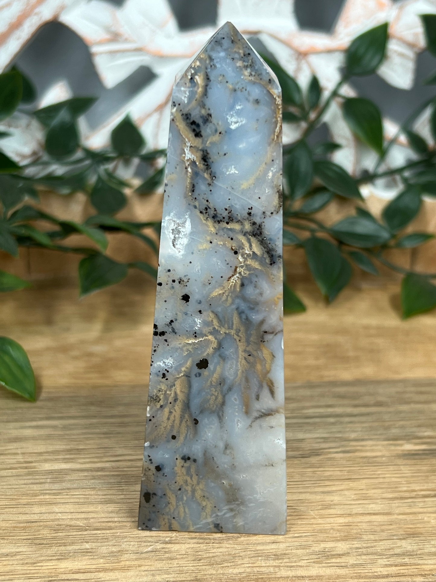 Dendritic Tiger Agate Tower