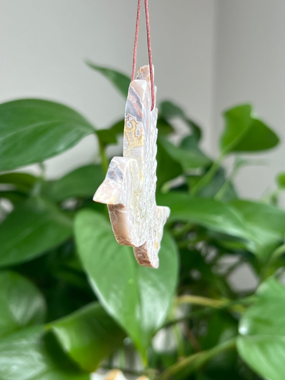 Sumatra Plume Agate Ornament Hummingbird: PH