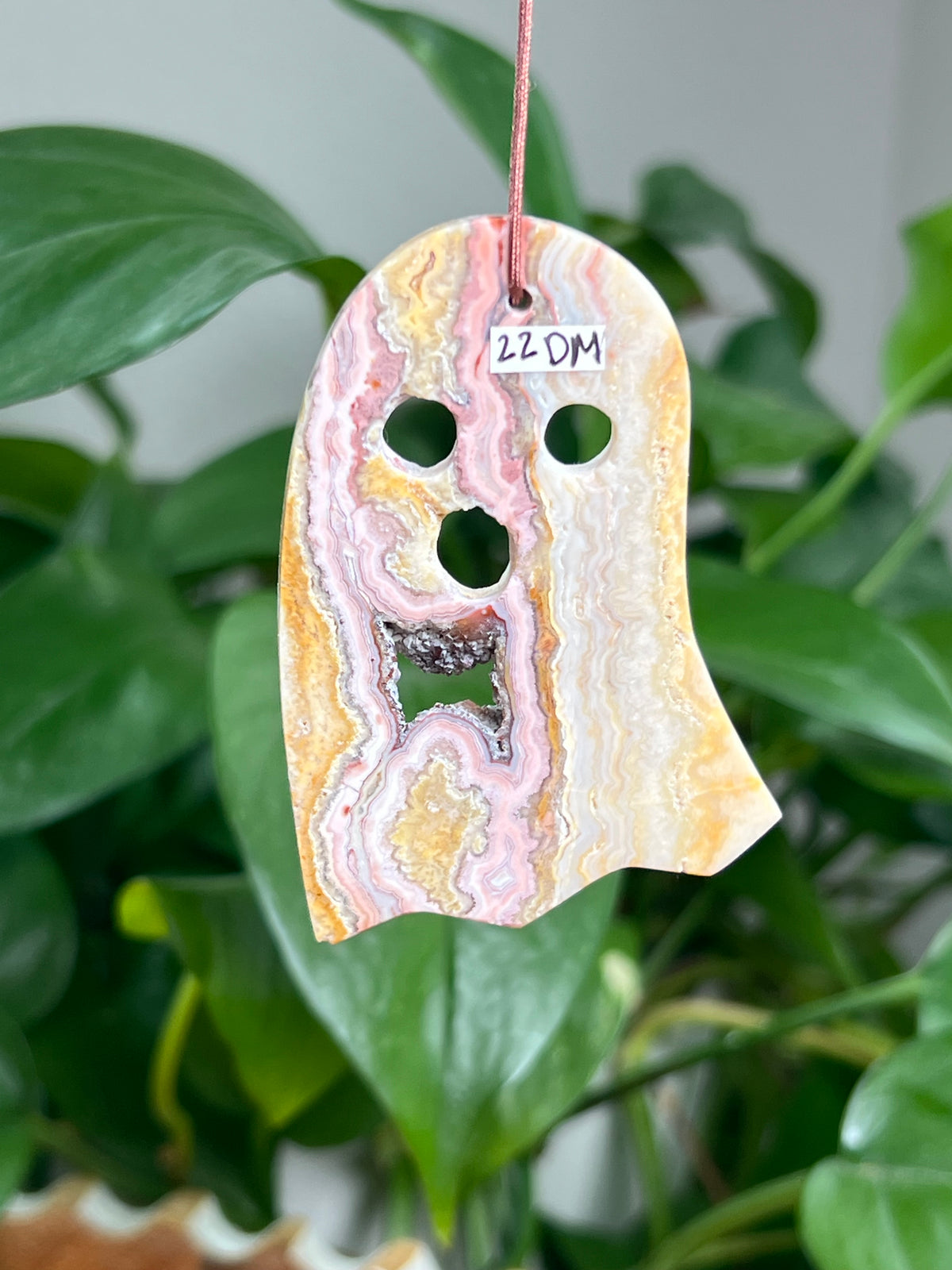 Crazy Lace Agate Ornament Ghost: DM