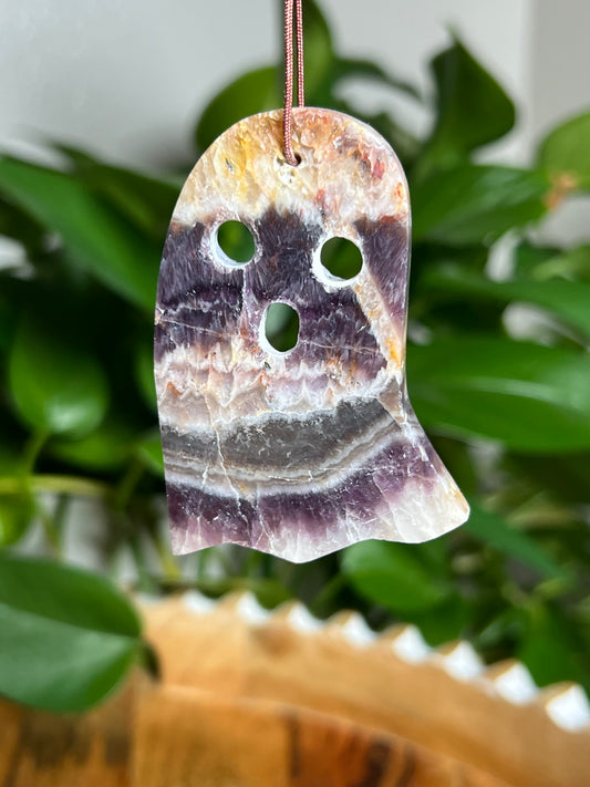 Indonesian Amethyst Ornament Ghost: AU