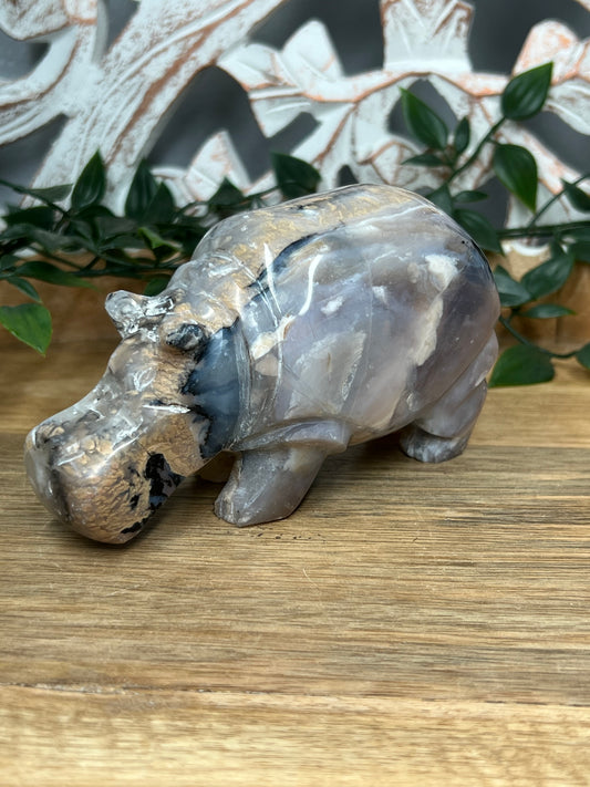 Dendritic Tiger Agate Hippo