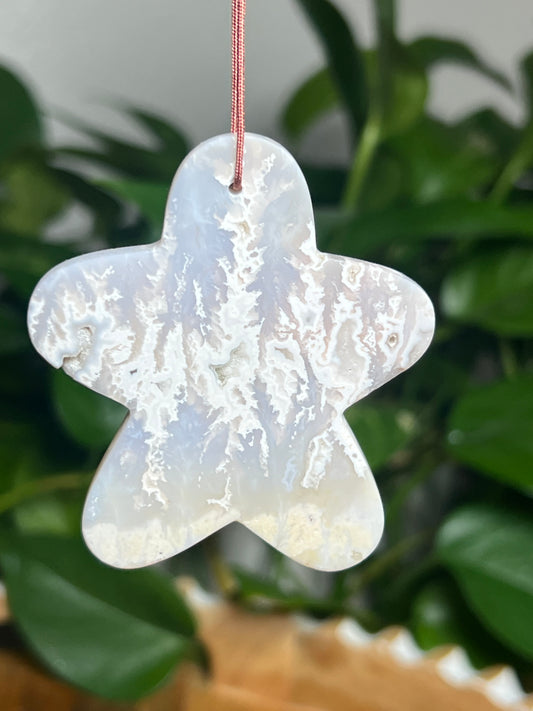 Winter Plume Agate Ornament Gingerbread: WA