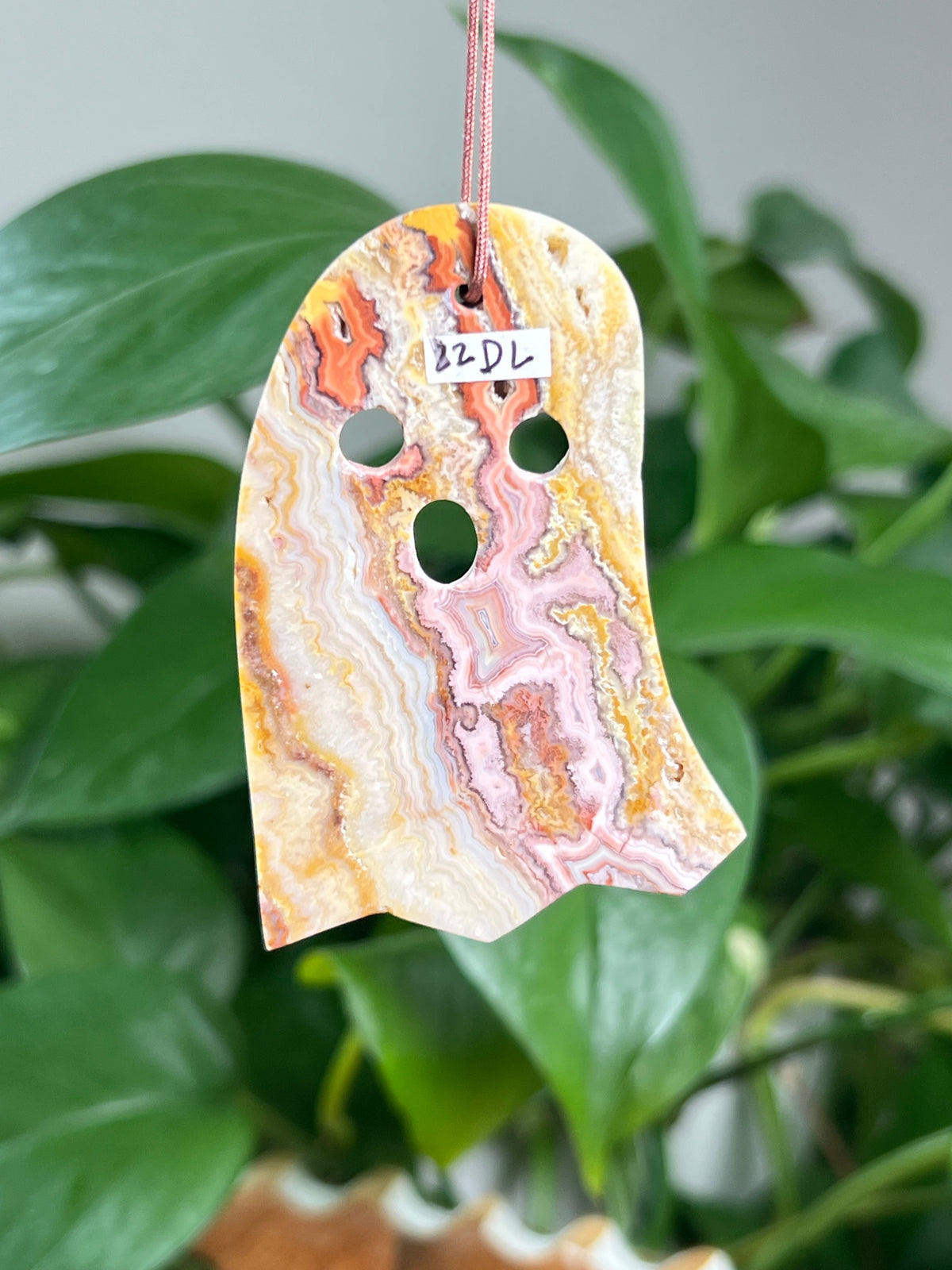 Crazy Lace Agate Ornament Ghost: DL