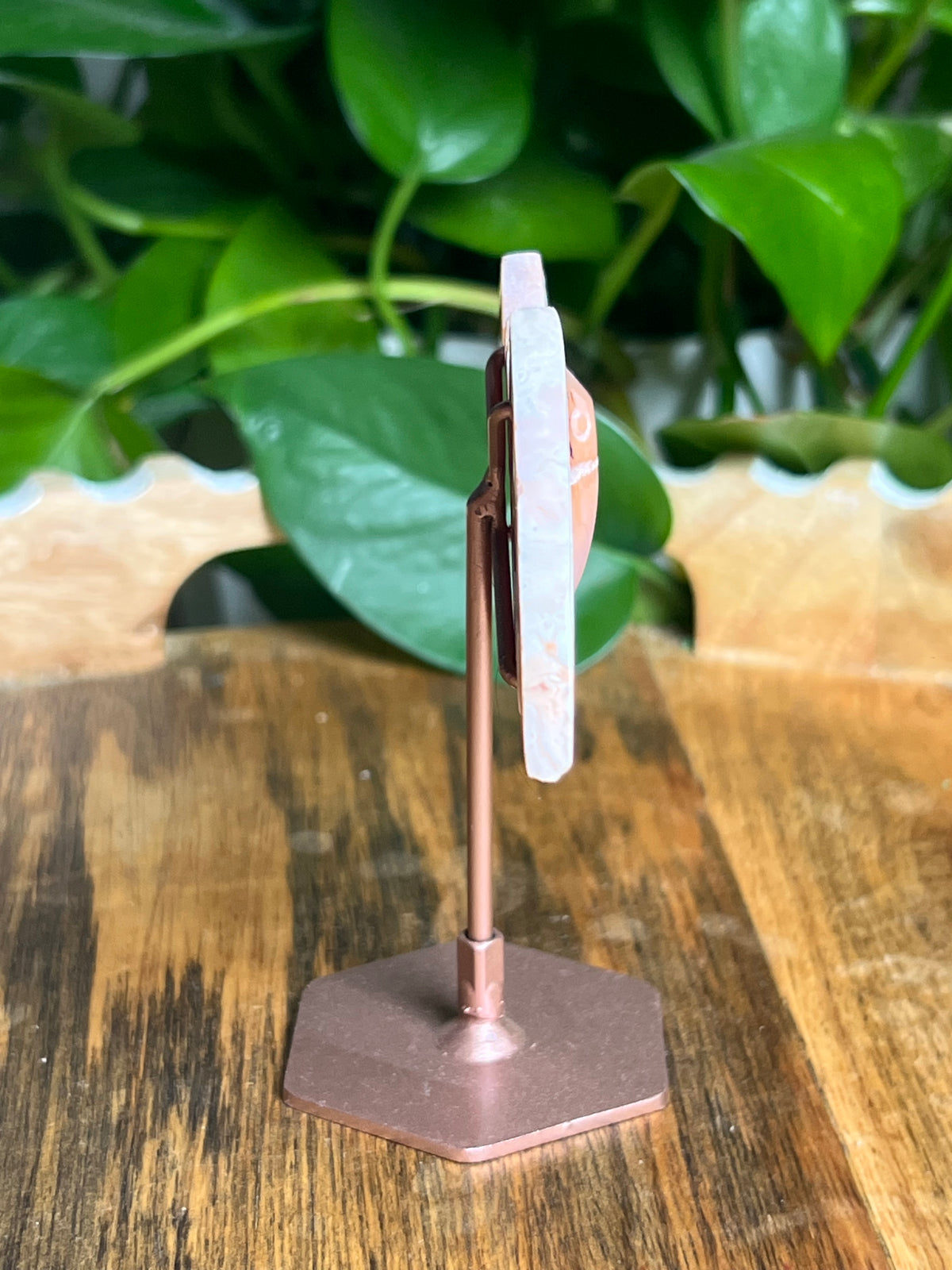 Pink carnelian Bat: MK