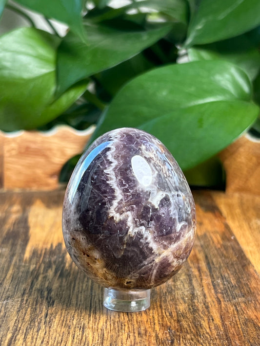 Indonesian Amethyst Egg: AA
