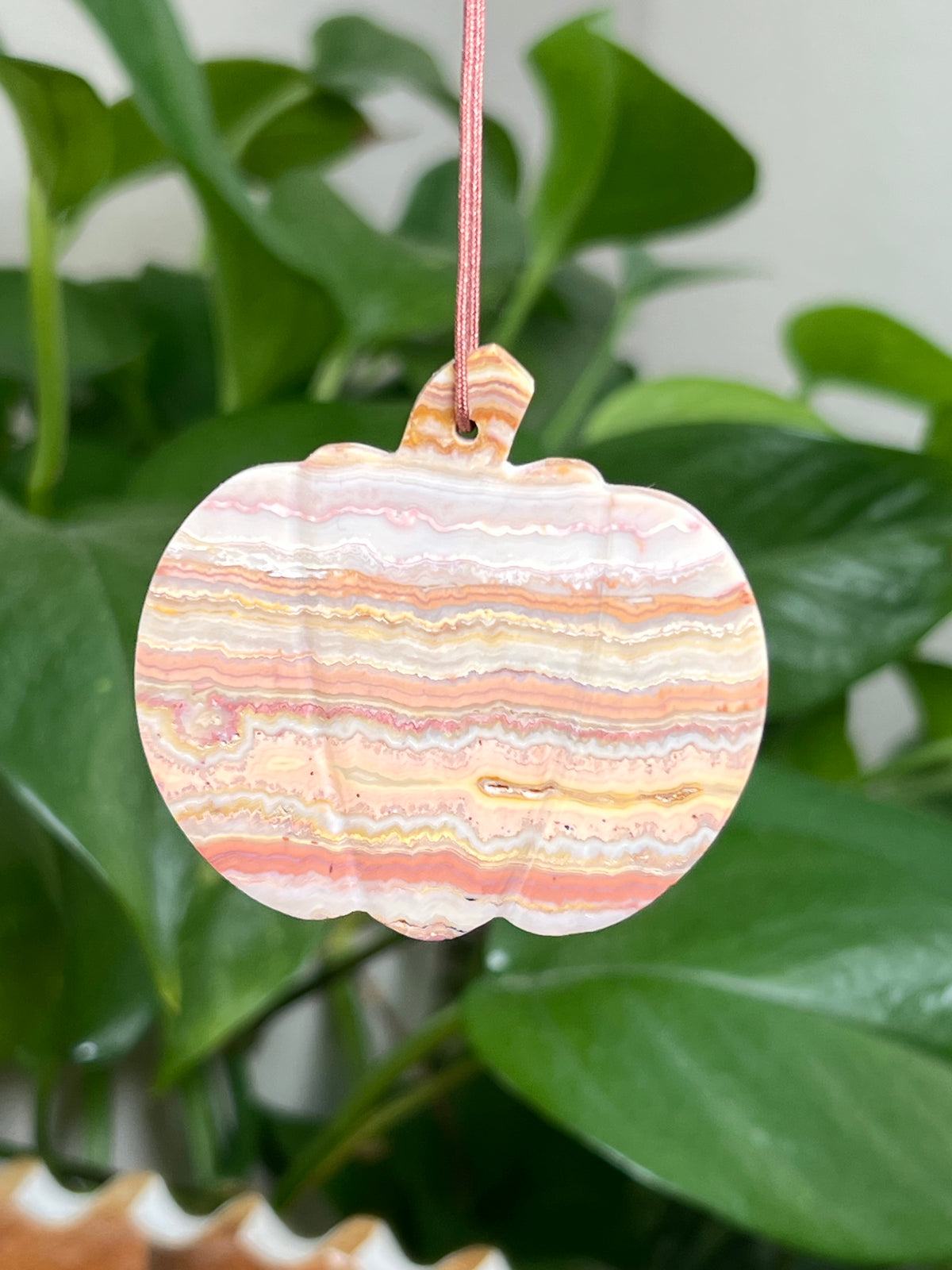 Crazy Lace Agate Ornament Pumpkin: PR