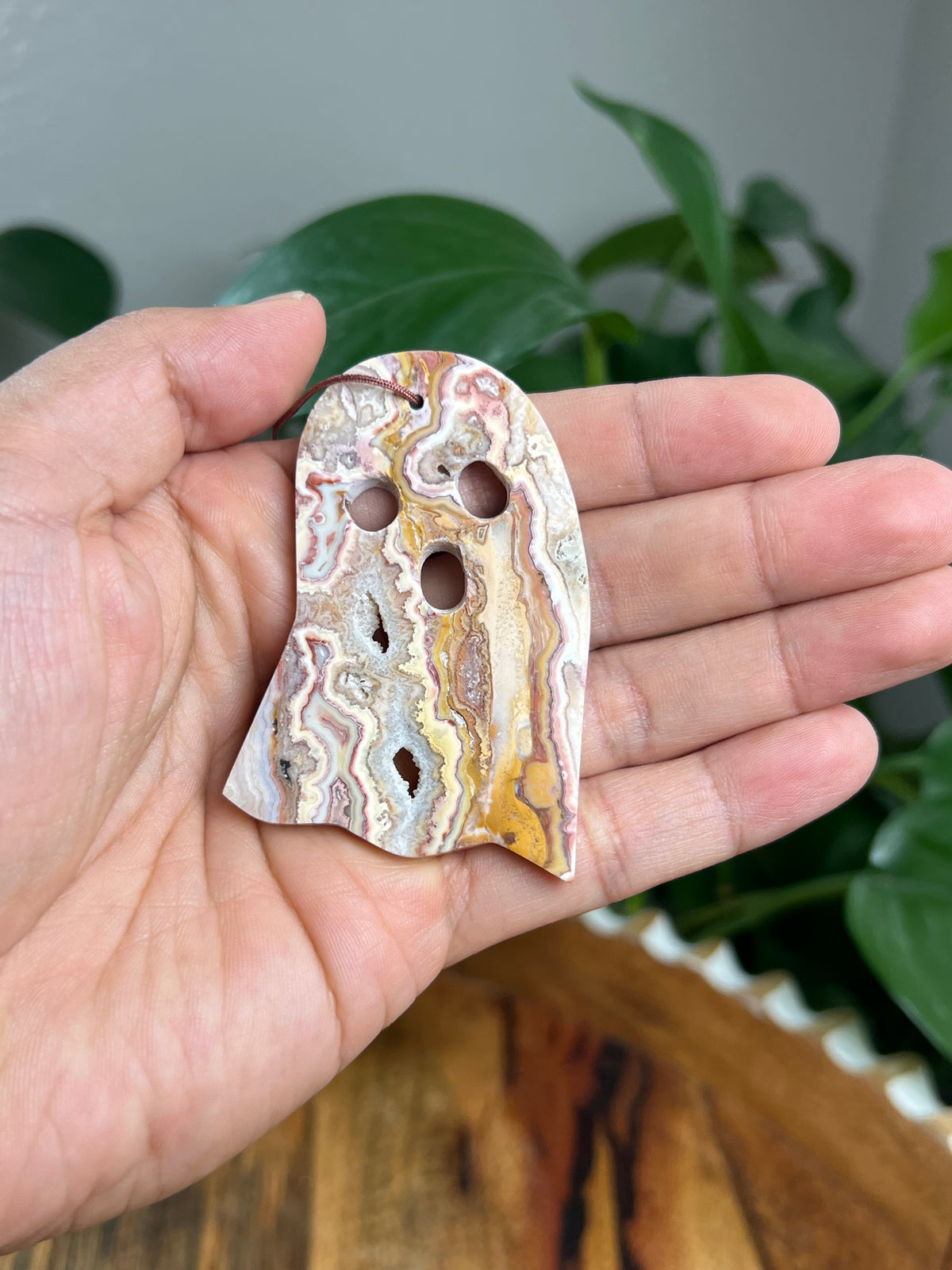 Crazy Lace Agate Ornament Ghost: DY
