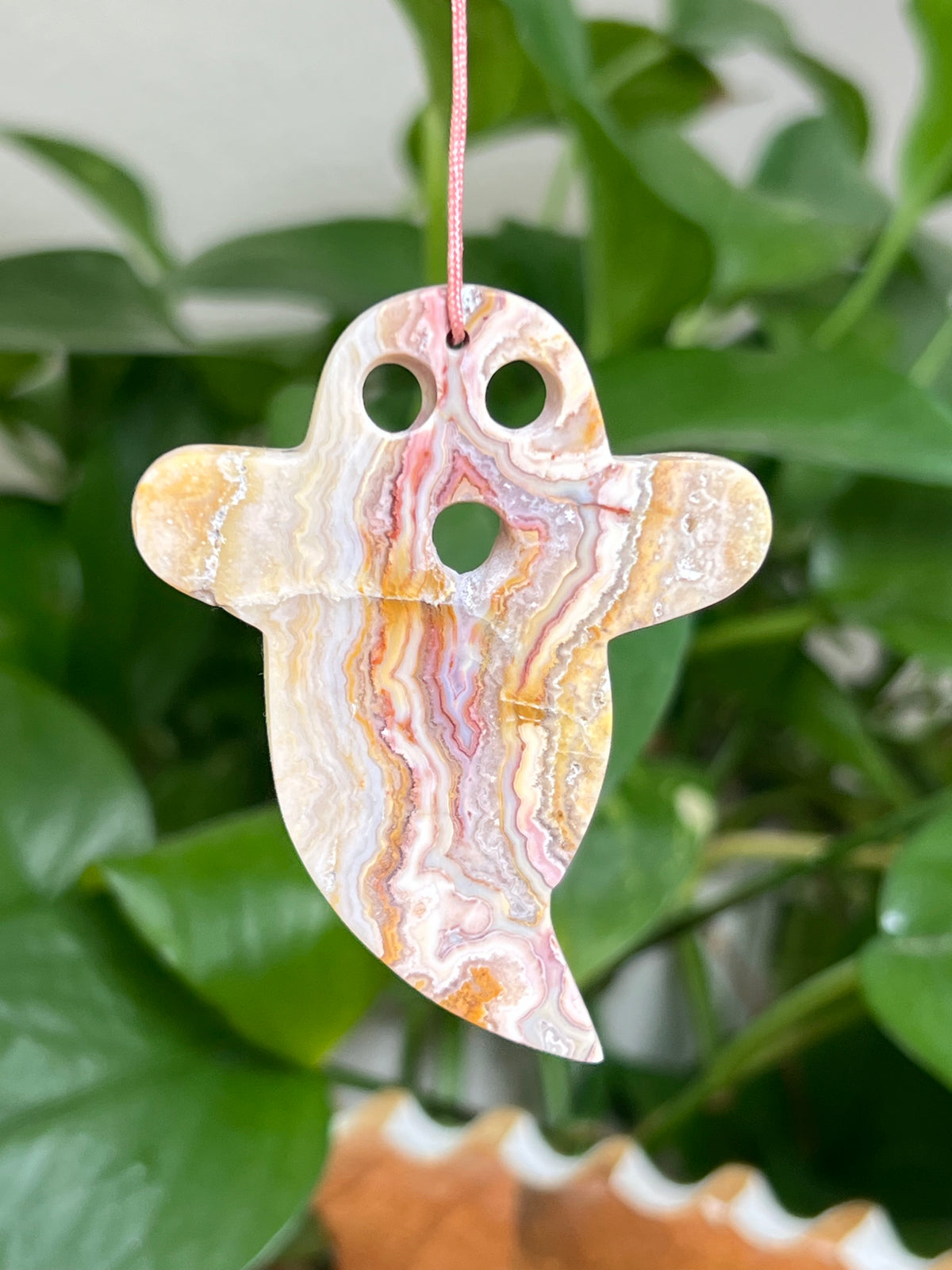 Crazy Lace Agate Ornament Ghost: BH