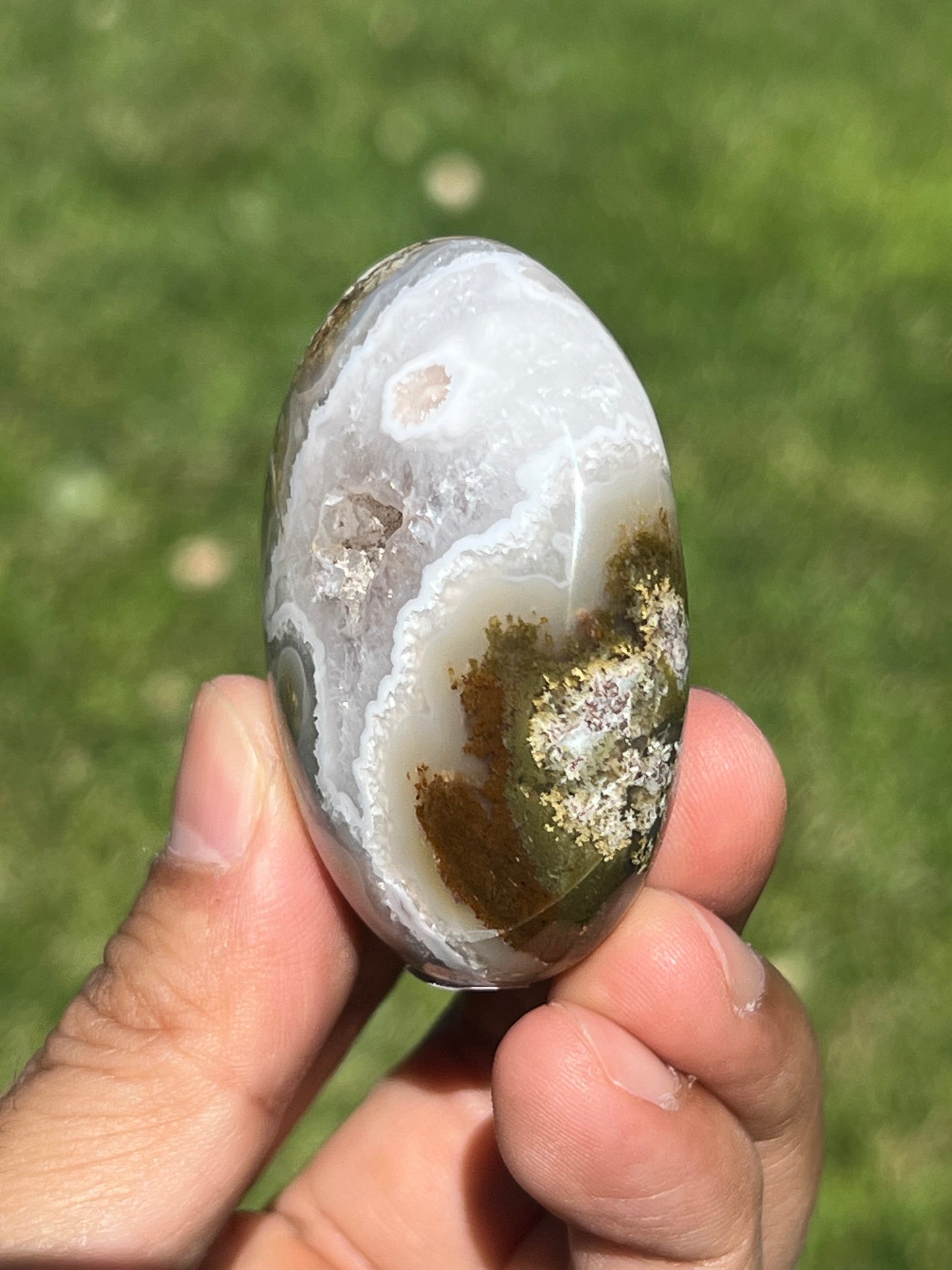 Scenic Moss Agate Palmstone K