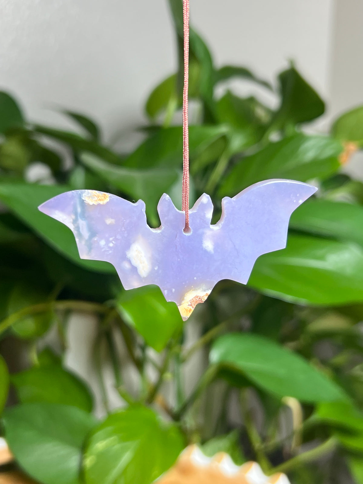 Purple Chalcedony Ornament Bat: I