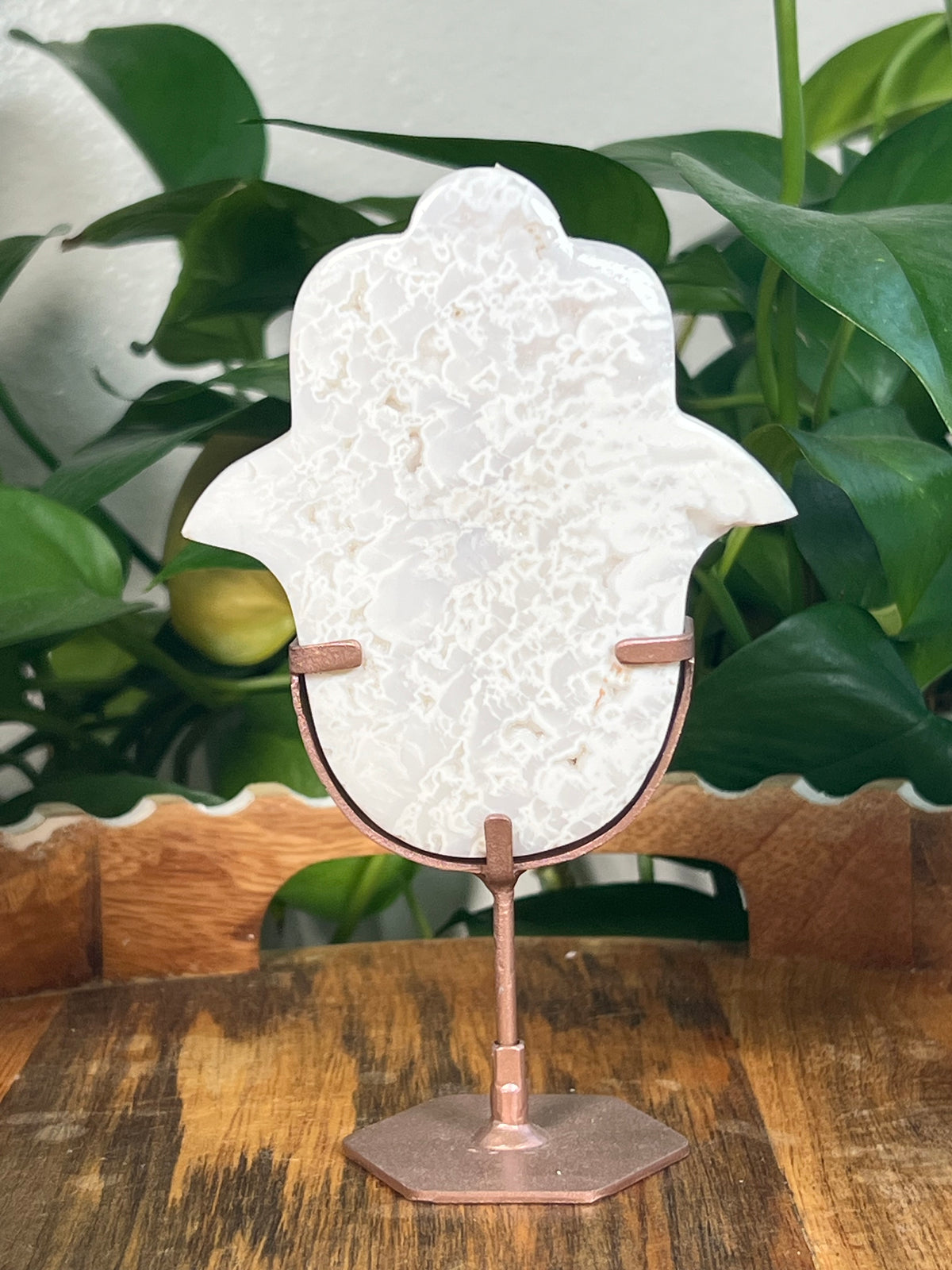 White Plume Agate Hamsa