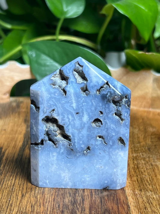 Blue Plume Agate Flat Tower: BA