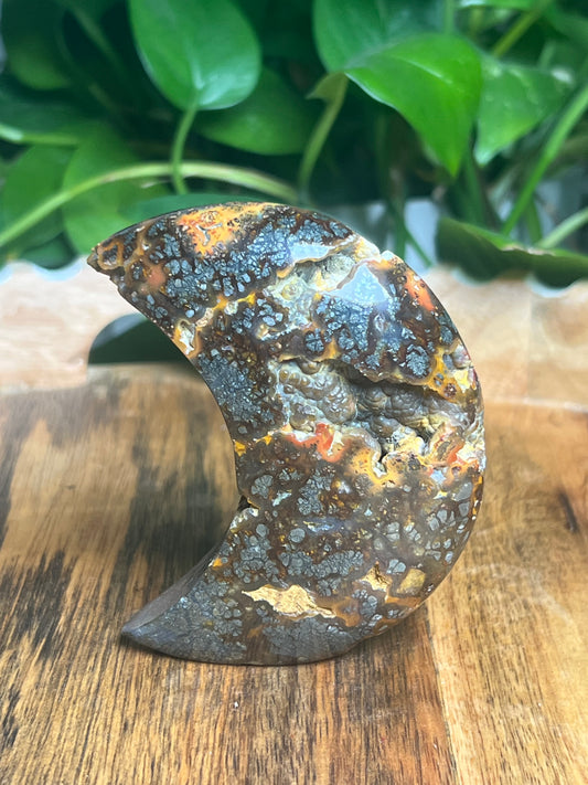 Marcasite Self-Standing Moon: AC