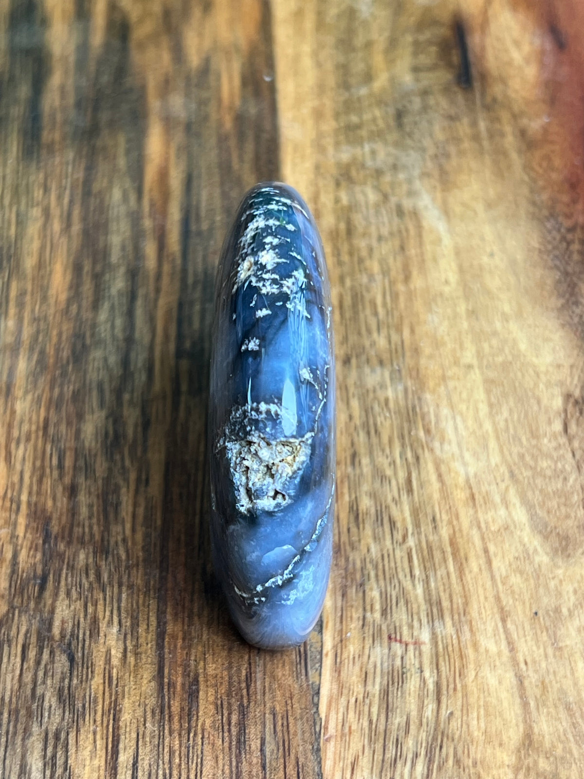 Blue Plume Agate Bear: DC