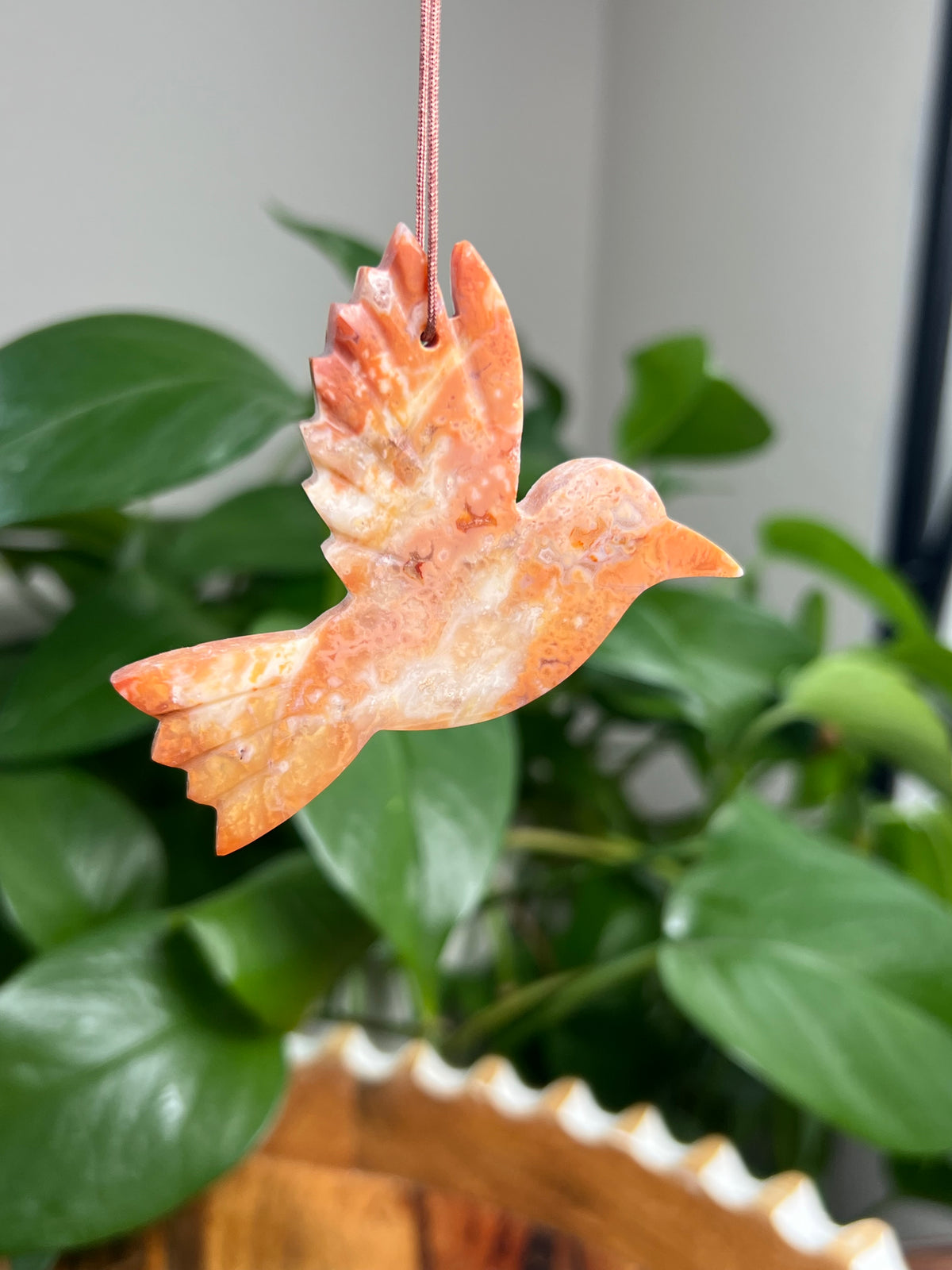 Carnelian Ornament Hummingbird: TB
